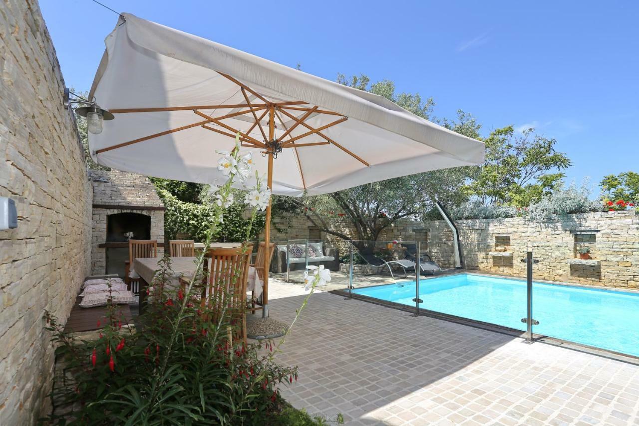 Olive'S Hug Villa Poljana  Exterior photo
